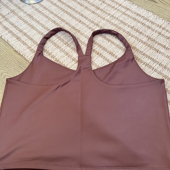 Brand new with tags Abercrombie and fitch active wear top - Picture 1 of 4